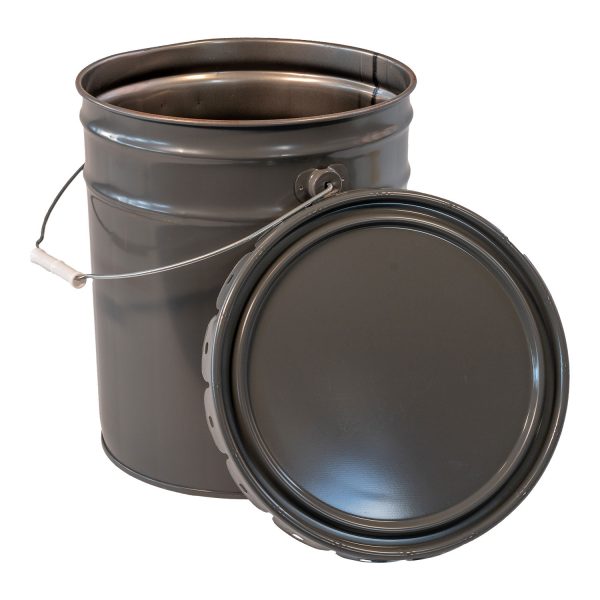 Metal Buckets and Lids